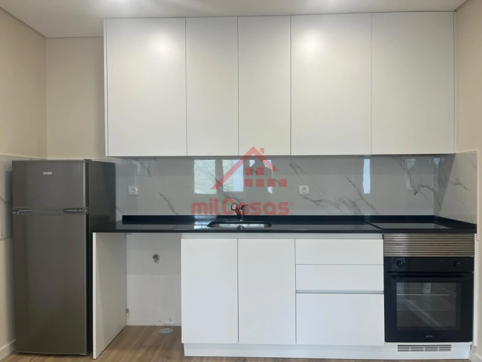 Apartamento T1 para Venda em Vilar Foto 3