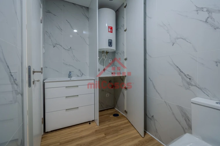 Apartamento T1 para Venda em Vilar Foto 10