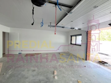 Moradia T4 para Venda em Tavarede