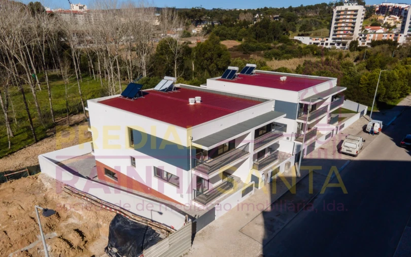 Moradia T4 para Venda em Tavarede Foto 31