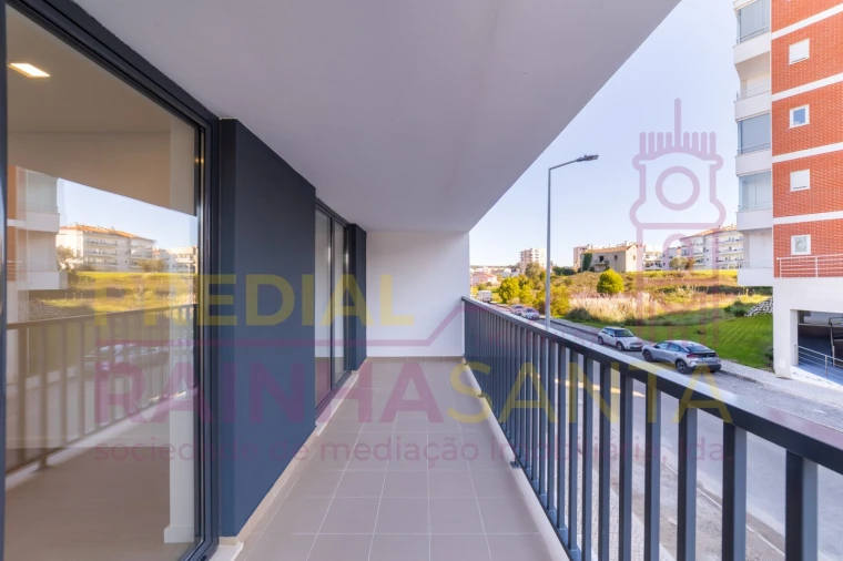 Moradia T4 para Venda em Tavarede Foto 19