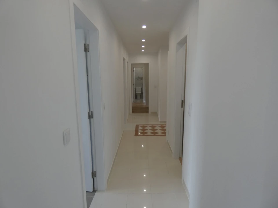 Apartamento T3 para Venda em Caparica e Trafaria Foto 9