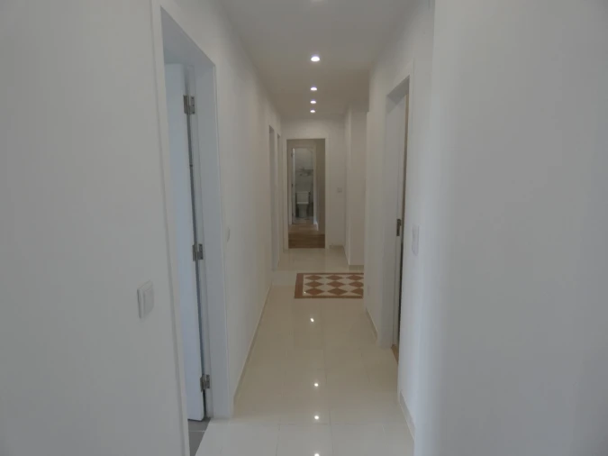 Apartamento T3 para Venda em Caparica e Trafaria Foto 9