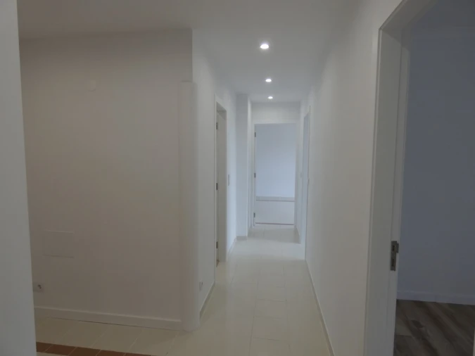 Apartamento T3 para Venda em Caparica e Trafaria Foto 25