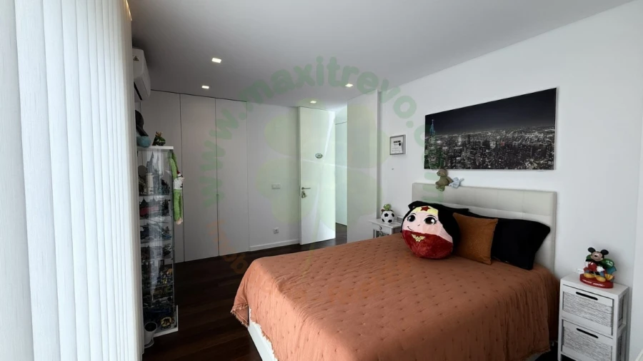 Moradia T4 para Venda em Charneca de Caparica e Sobreda Foto 36