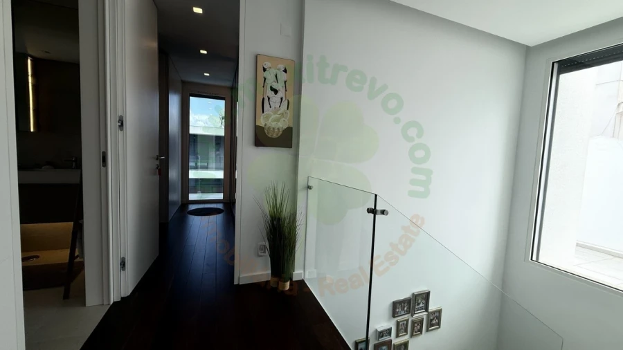 Moradia T4 para Venda em Charneca de Caparica e Sobreda Foto 23