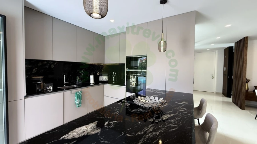 Moradia T4 para Venda em Charneca de Caparica e Sobreda Foto 11