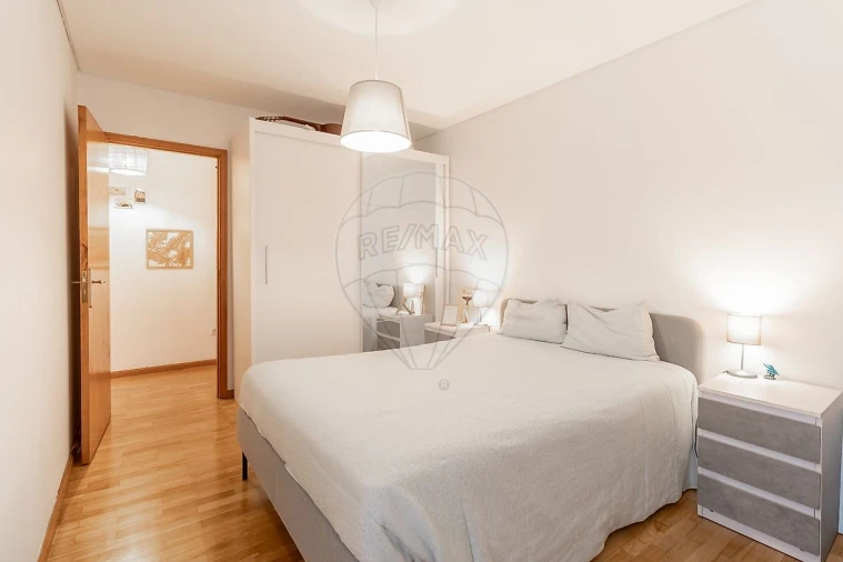 Apartamento T2 para Venda em Avintes Foto 12