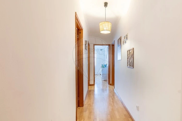 Apartamento T2 para Venda em Avintes Foto 22