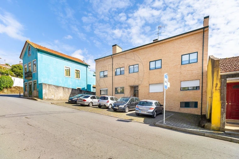 Apartamento T2 para Venda em Avintes Foto 23