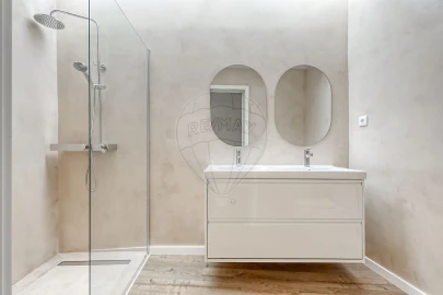 Moradia T1 para Venda em Canelas