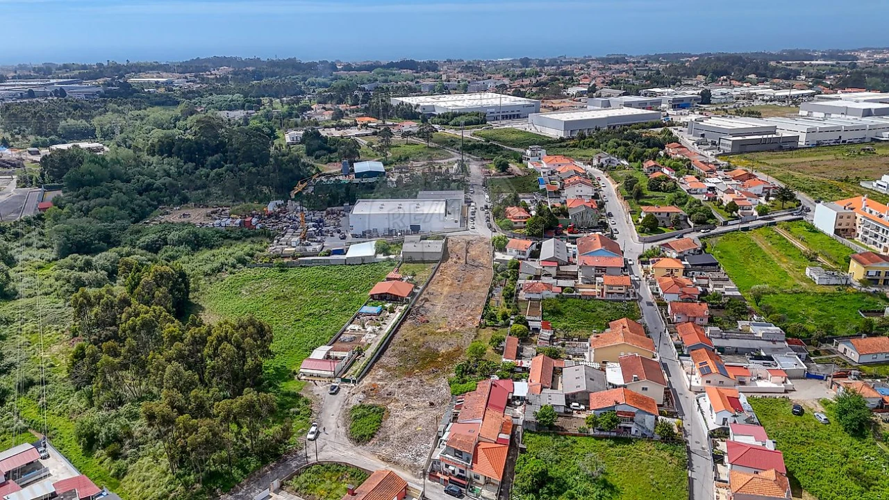 Moradia T1 para Venda em Canelas Foto 2