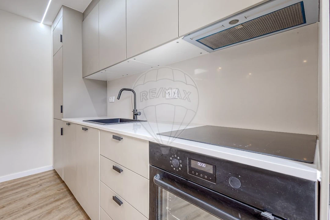 Moradia T1 para Venda em Canelas Foto 15