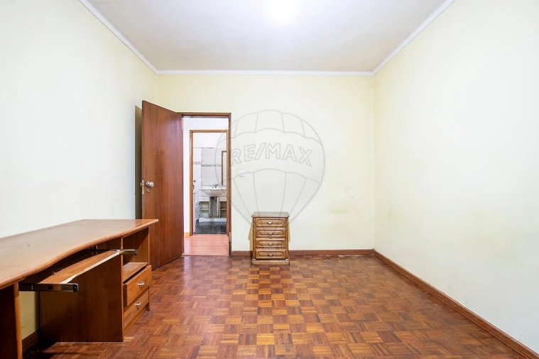 Apartamento T2 para Venda em Lourinhã e Atalaia Foto 12