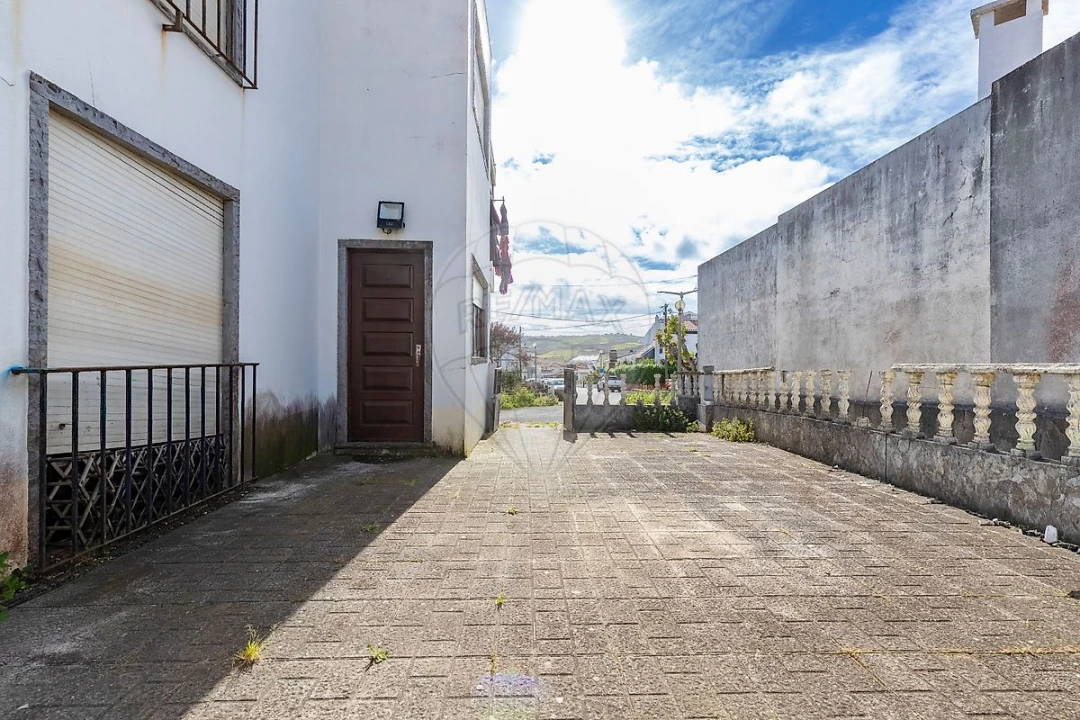 Apartamento T2 para Venda em Lourinhã e Atalaia Foto 17