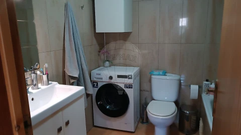Apartamento T2 para Venda em Santa Maria Maior