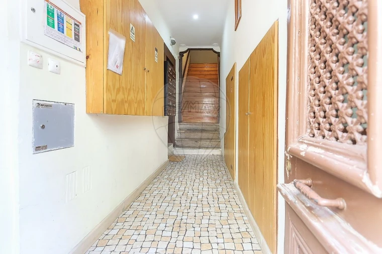 Apartamento T2 para Venda em Santa Maria Maior