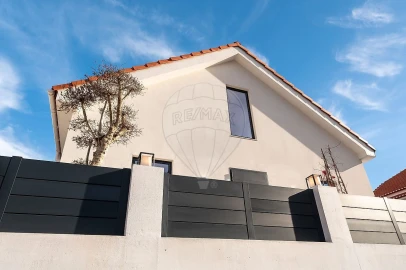 Moradia T2 para Venda em Colares