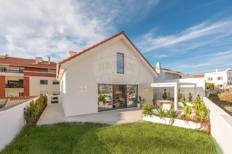 Moradia T2 para Venda em Colares Foto 31