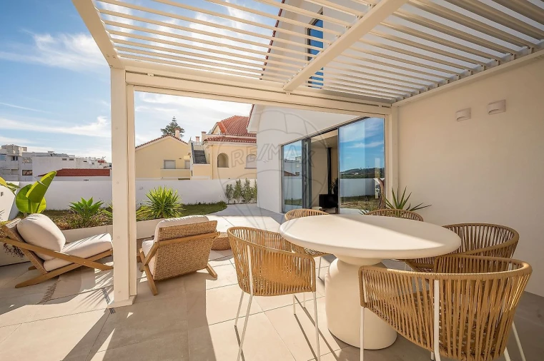 Moradia T2 para Venda em Colares Foto 28