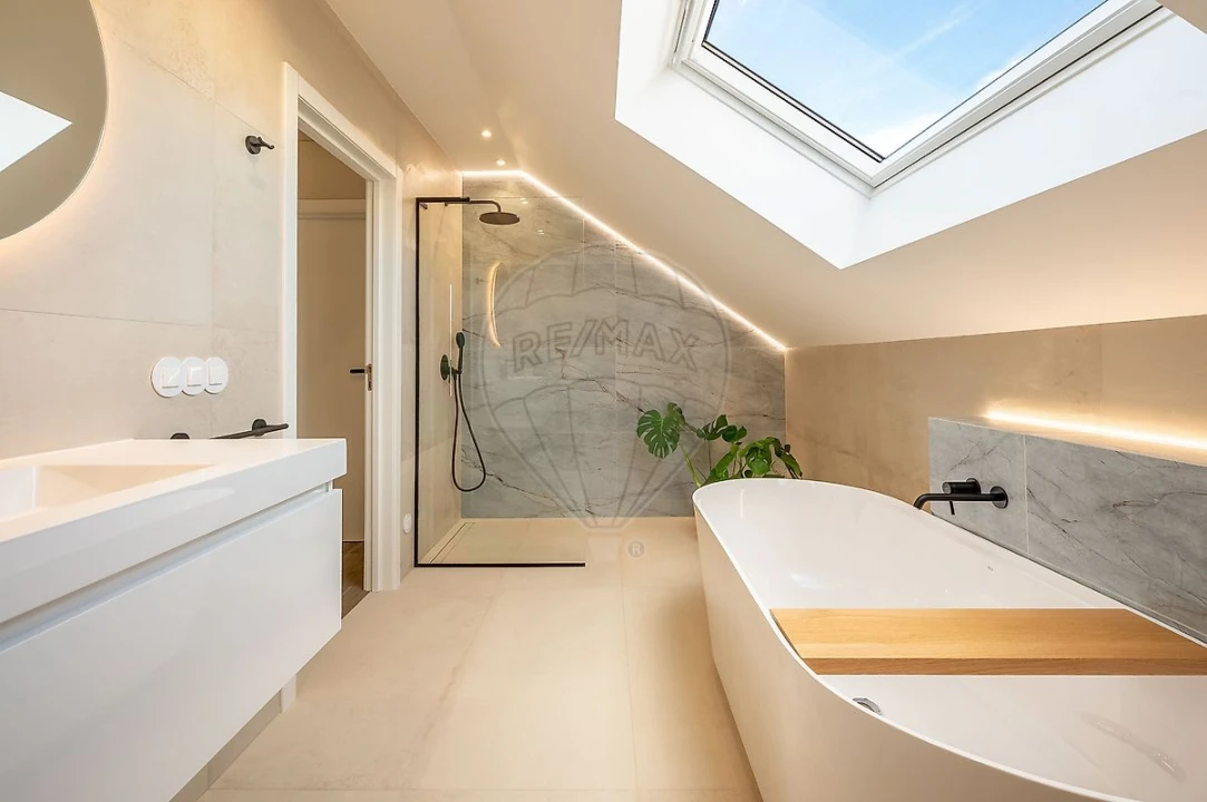 Moradia T2 para Venda em Colares Foto 25