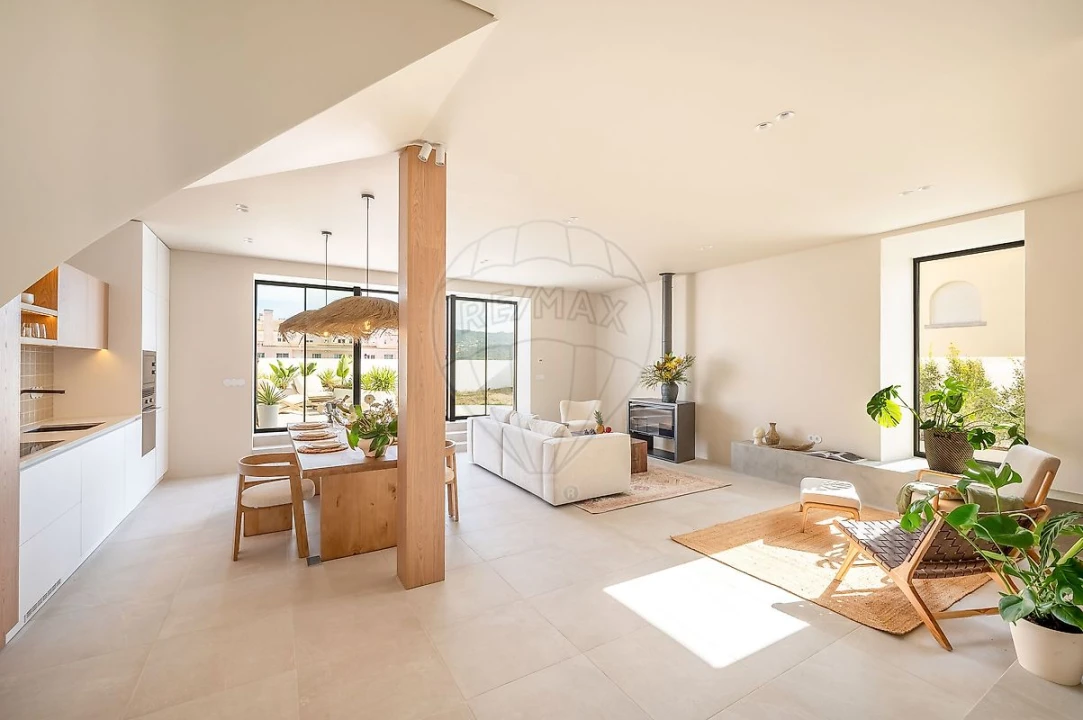 Moradia T2 para Venda em Colares Foto 10