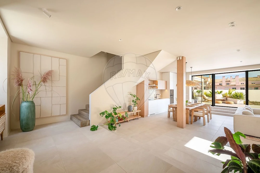 Moradia T2 para Venda em Colares Foto 16