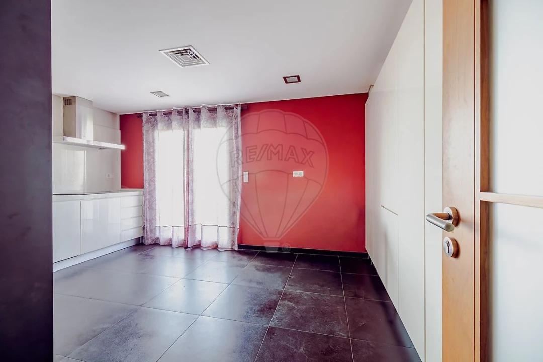 Apartamento T3 para Venda em Alverca do Ribatejo e Sobralinho Foto 9