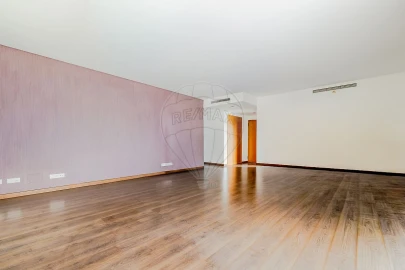 Apartamento T3 para Venda em Alverca do Ribatejo e Sobralinho