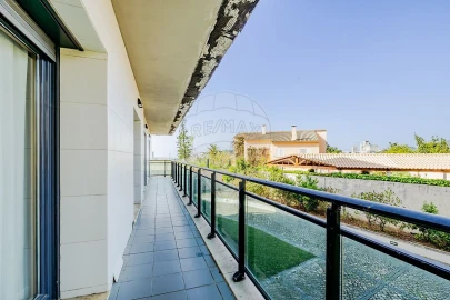 Apartamento T3 para Venda em Alverca do Ribatejo e Sobralinho