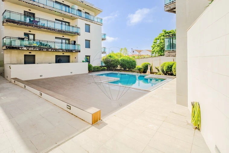 Apartamento T3 para Venda em Alverca do Ribatejo e Sobralinho Foto 2