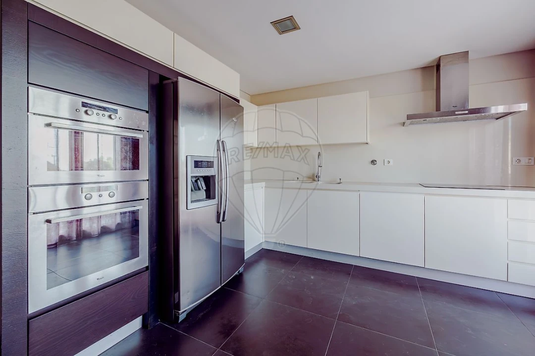 Apartamento T3 para Venda em Alverca do Ribatejo e Sobralinho Foto 13