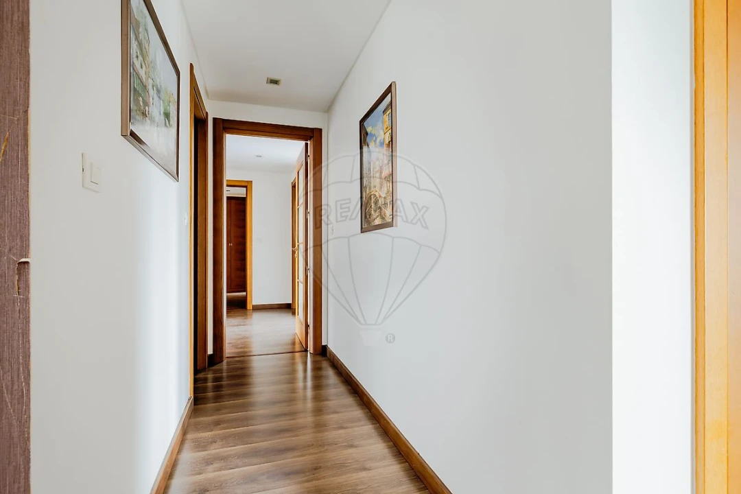 Apartamento T3 para Venda em Alverca do Ribatejo e Sobralinho Foto 27