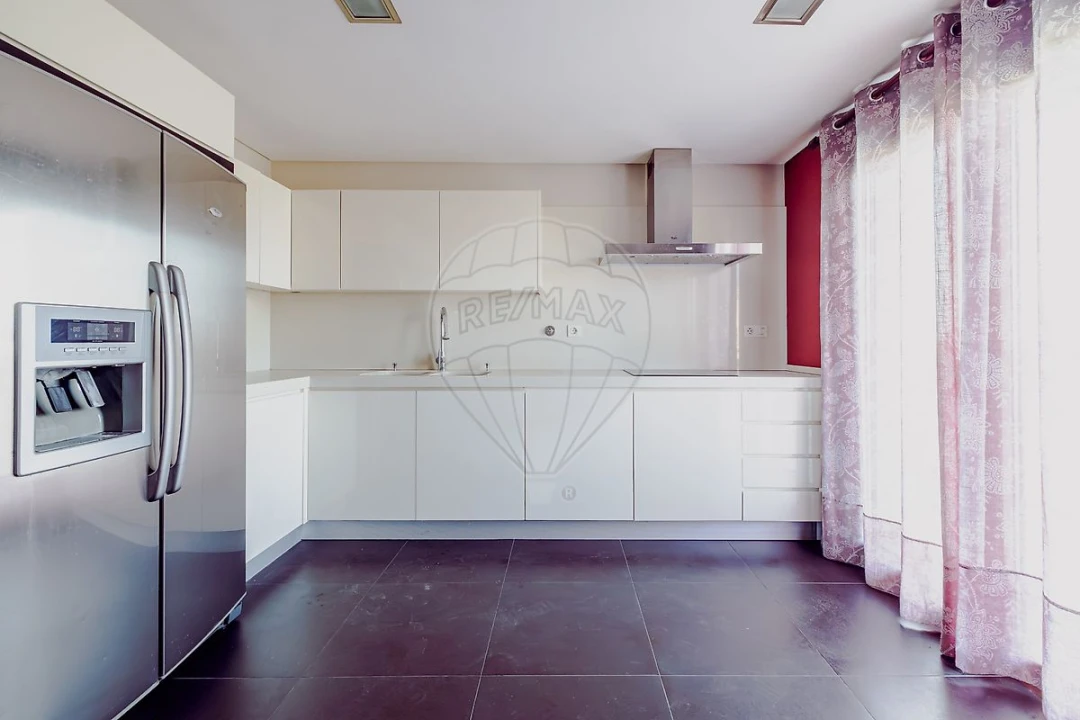 Apartamento T3 para Venda em Alverca do Ribatejo e Sobralinho Foto 11