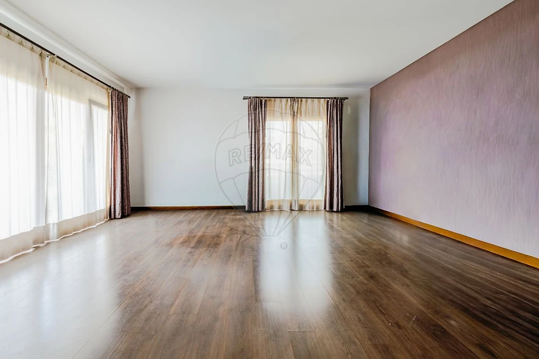 Apartamento T3 para Venda em Alverca do Ribatejo e Sobralinho Foto 7