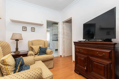 Prédio para Venda em Santa Iria de Azoia, São João da Talha e Bobadela