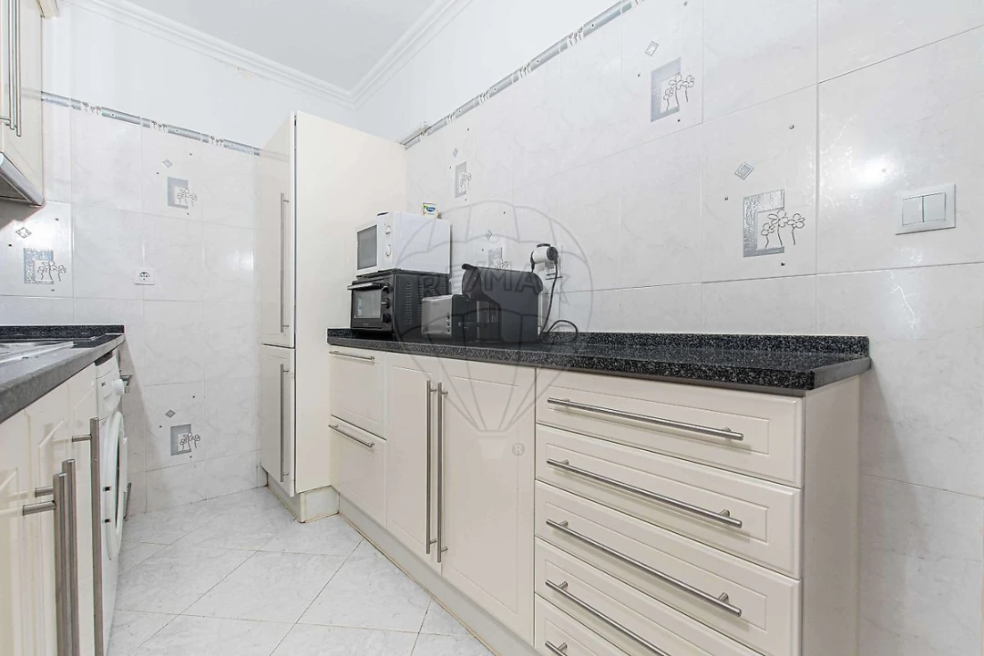 Prédio para Venda em Santa Iria de Azoia, São João da Talha e Bobadela Foto 7