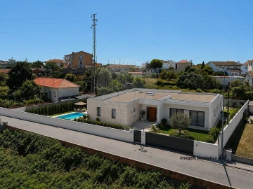 Terreno para Venda em São João da Madeira