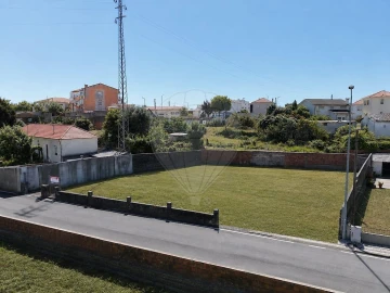 Terreno para Venda em São João da Madeira