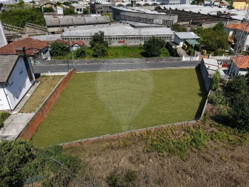 Terreno para Venda em São João da Madeira