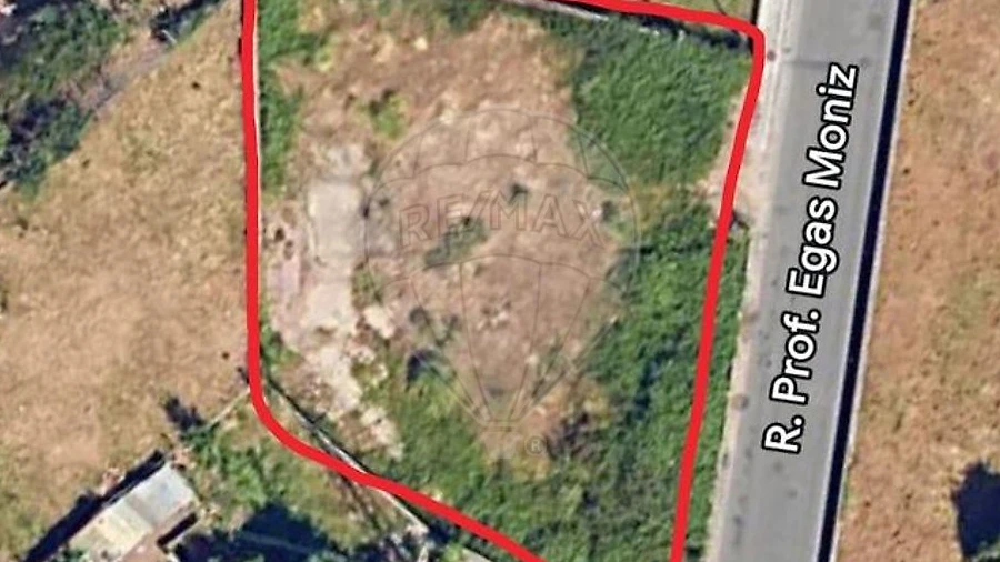 Terreno para Venda em São João da Madeira