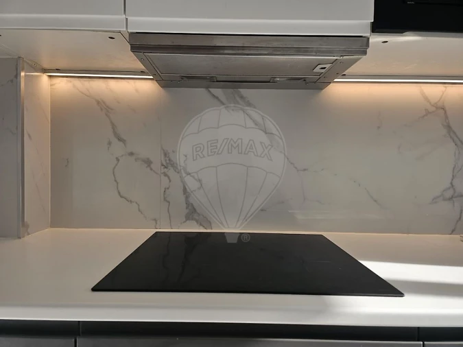 Apartamento T2 para Arrendamento em Queluz e Belas Foto 13