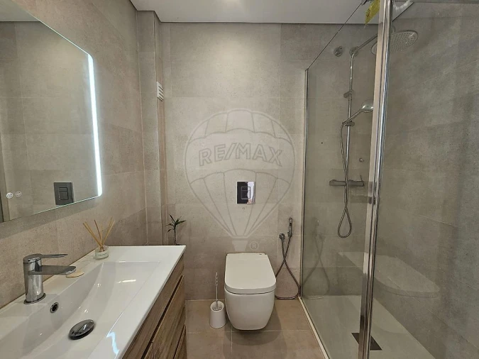 Apartamento T2 para Arrendamento em Queluz e Belas Foto 12