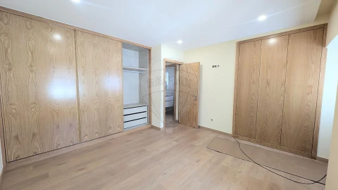 Apartamento T2 para Venda em Ovar, São João, Arada e São Vicente de Pereira Jusã