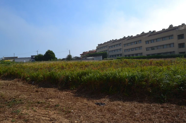 Terreno para Venda em Santa Marinha e São Pedro da Afurada Foto 3