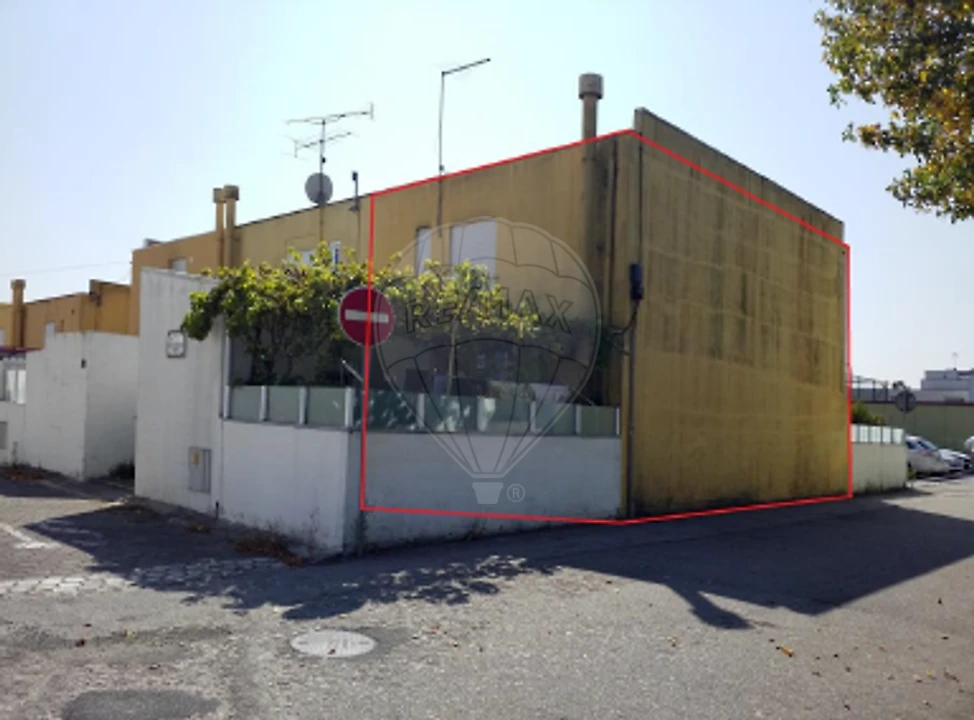 Moradia T3 para Venda em Ovar, São João, Arada e São Vicente de Pereira Jusã Foto 2
