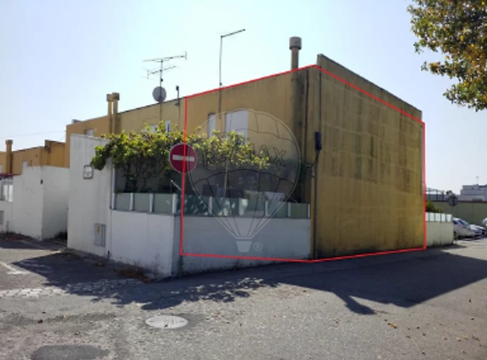 Moradia T3 para Venda em Ovar, São João, Arada e São Vicente de Pereira Jusã Foto 2