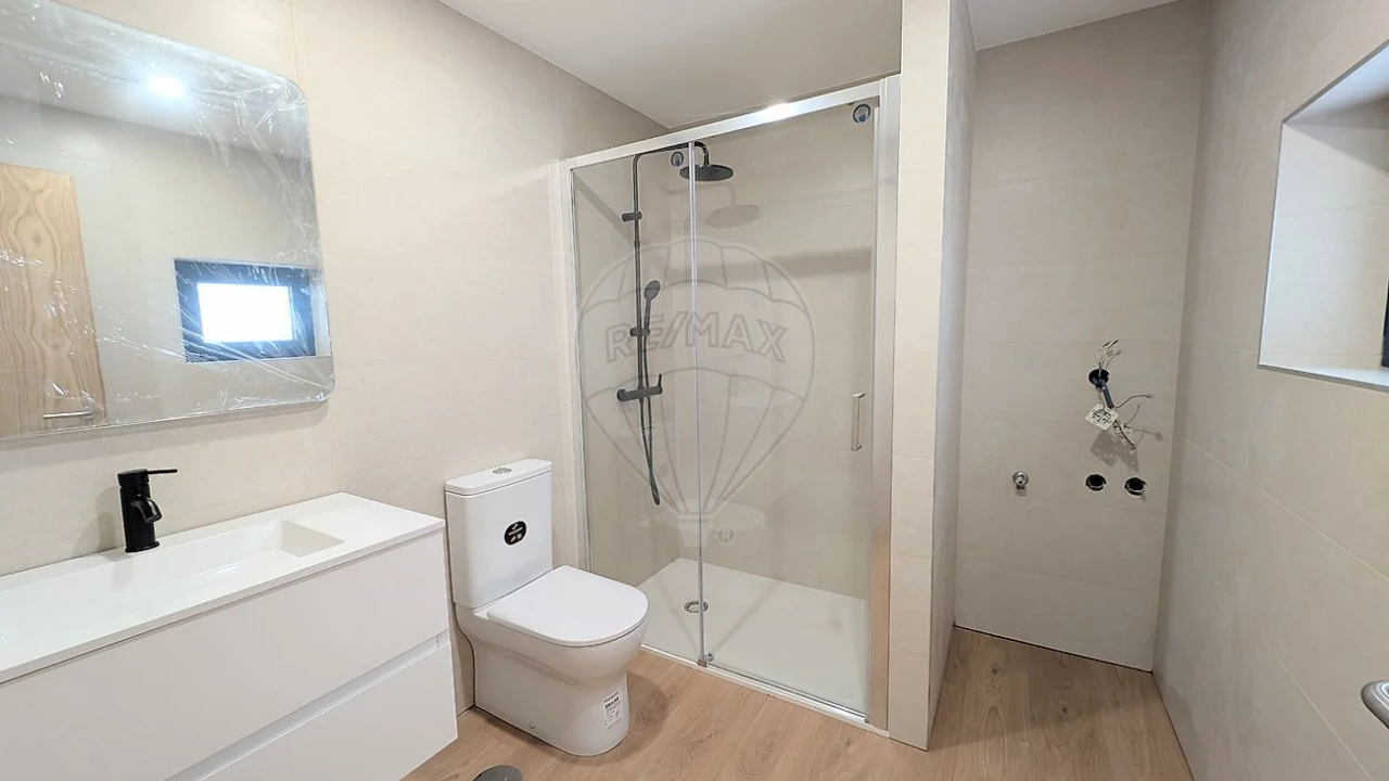 Apartamento T3 para Venda em Ovar, São João, Arada e São Vicente de Pereira Jusã Foto 8