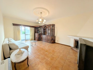 Apartamento T3 para Venda em Santa Maria da Feira, Travanca, Sanfins e Espargo