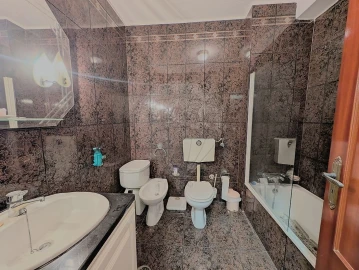 Apartamento T3 para Venda em Santa Maria da Feira, Travanca, Sanfins e Espargo